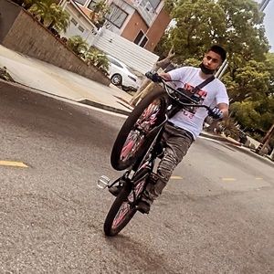 Meet your Posher, Christopher